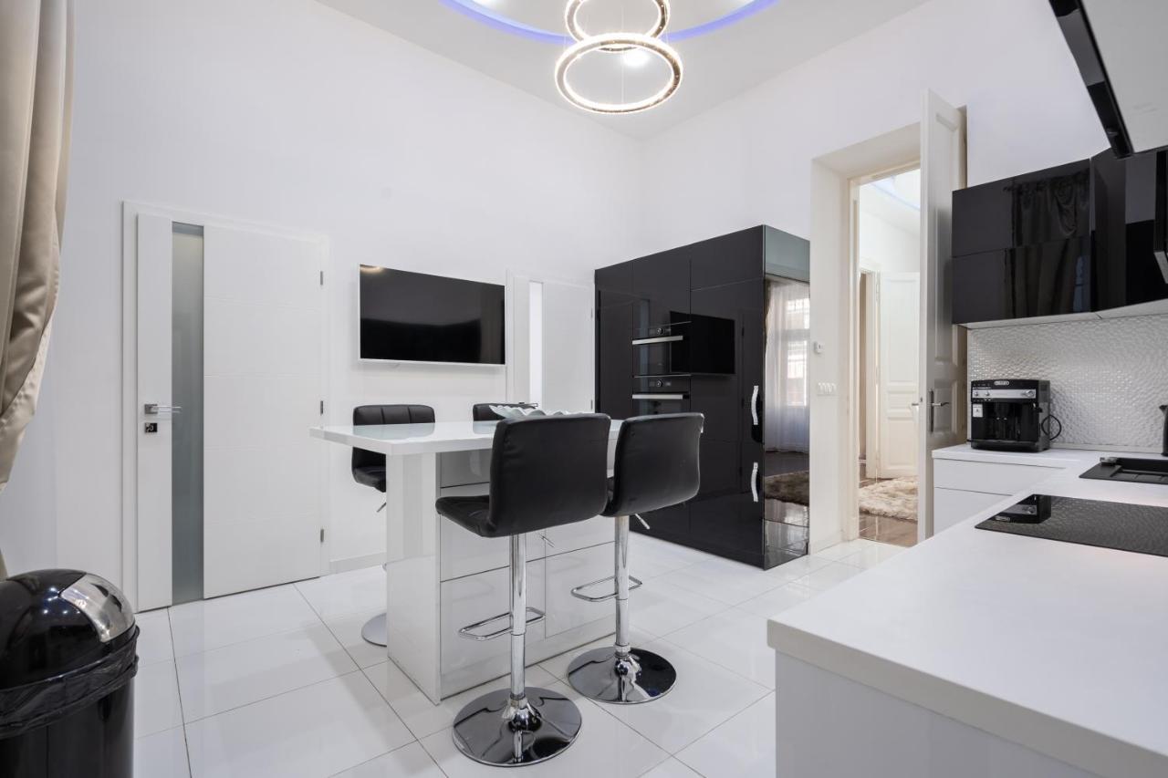 Apartament Opera Balkony Luxury With Free Parking
