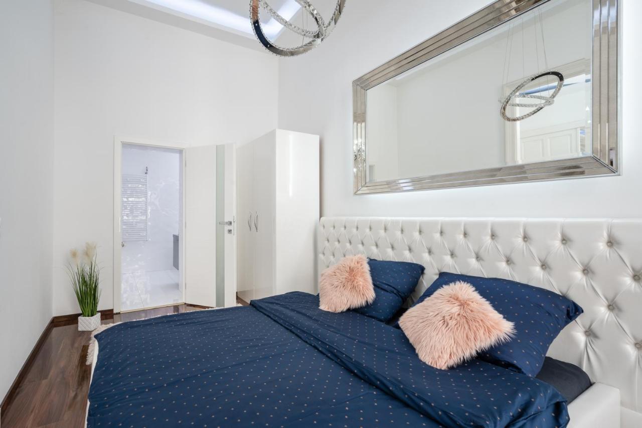 Opera Balkony Luxury With Free Parking Apartament Budapesta
