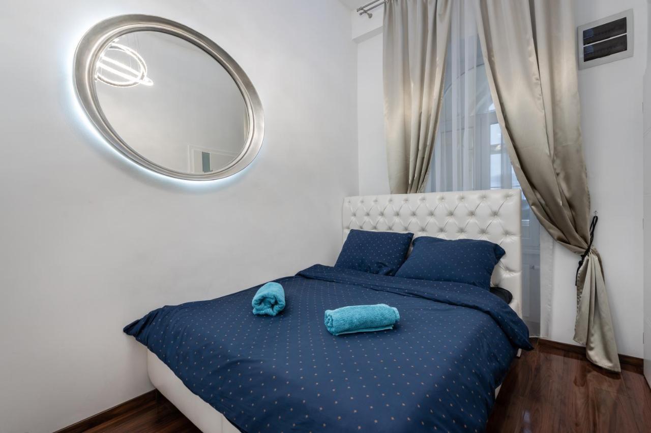 Opera Balkony Luxury With Free Parking Apartamento *